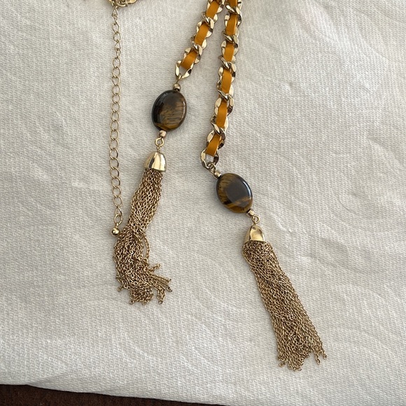 Necklace white house black market. Made by leather color gold - Picture 3 of 4